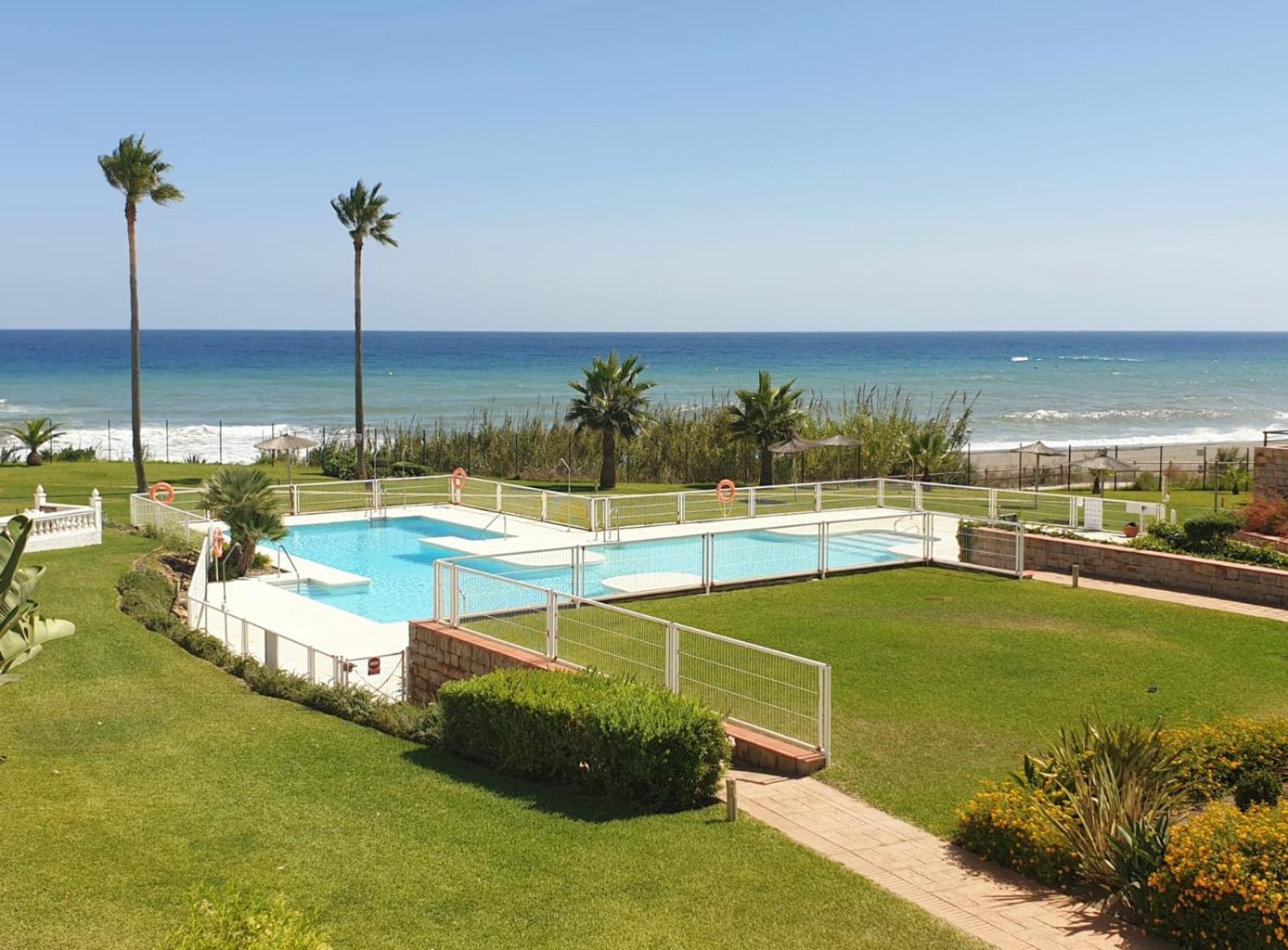 Casitamar Frontline Beach House Rental Casares Costa Near Estepona Bahia de Casares Luaran gambar