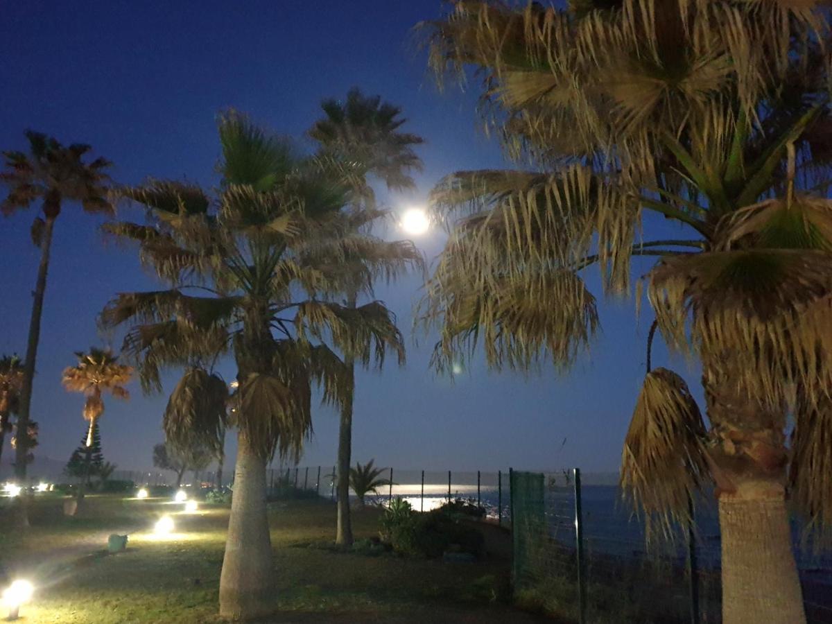 Casitamar Frontline Beach House Rental Casares Costa Near Estepona Bahia de Casares Luaran gambar