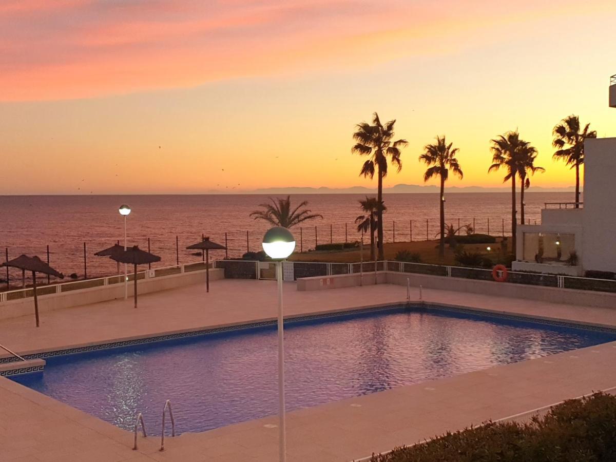 Casitamar Frontline Beach House Rental Casares Costa Near Estepona Bahia de Casares Luaran gambar